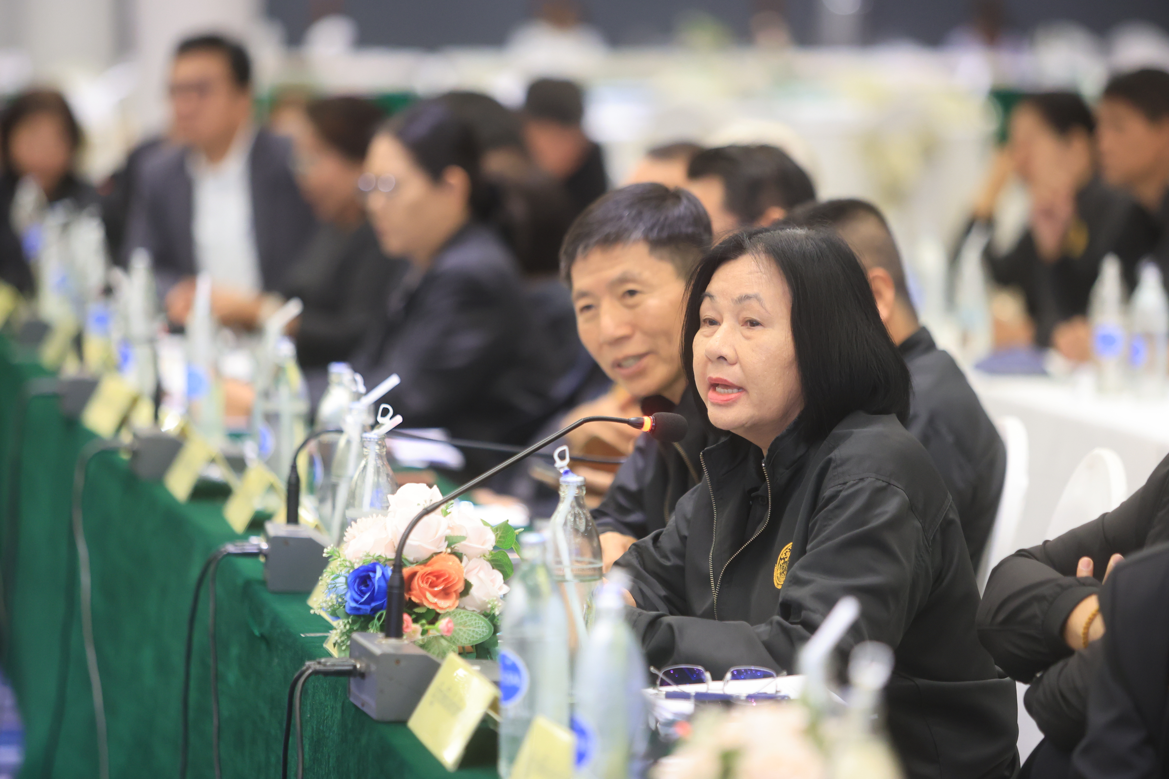 title - เลขาฯ ส.ป.ก. ประชุมเข้ม! 